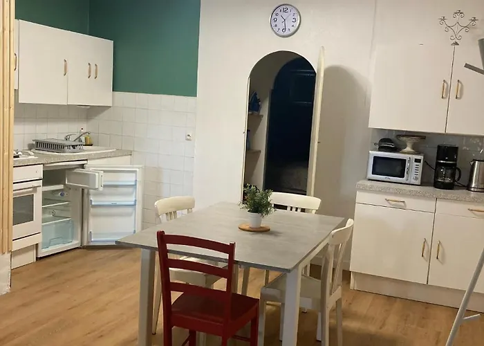 Appartement T2 58m2 Allee Des Bains-tarifs Cure